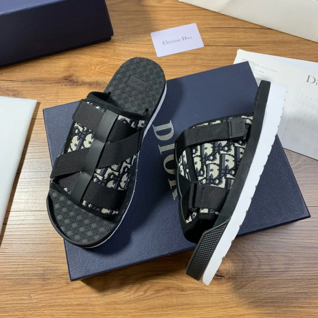 Factory price: 280💰 Dior men's counters are selling sandals at the same time ✔️Imported brand printing/selected high-quality calfskin, highlighting high-end elegance, exquisite workmanship, soles: original soles specially provided by the original factory, hot-selling physical products🔥Normal size: 38-44, customized 45